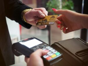 CREDIT SCORE